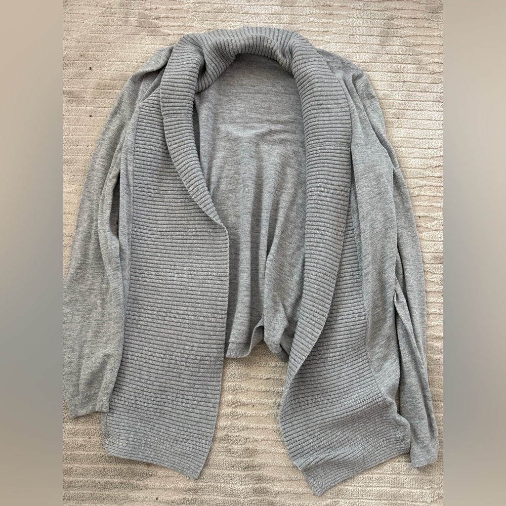 Banana Republic Gray Women's Cardigan Size Small
